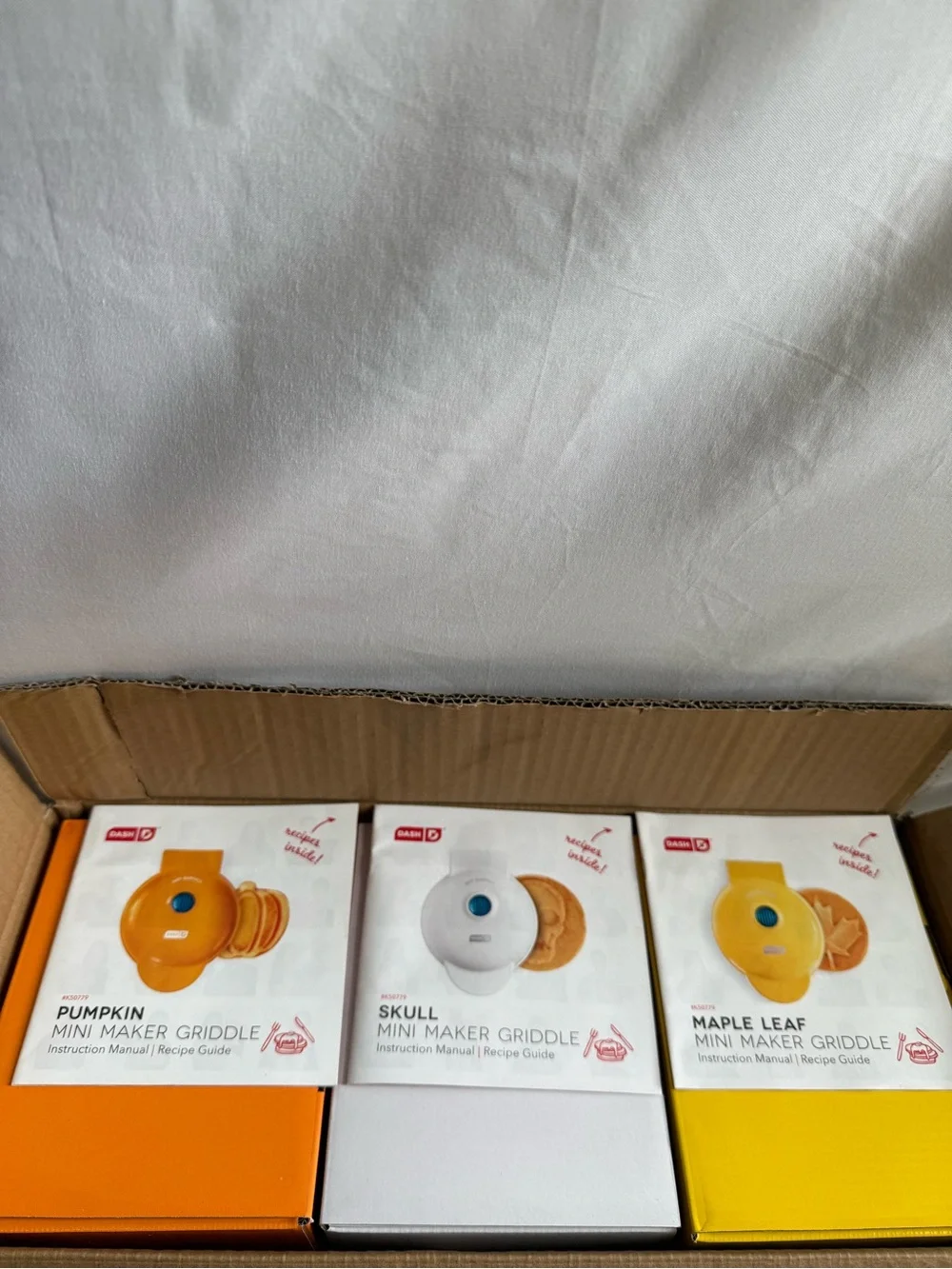 3 DASH Mini Maker Griddles Pumpkin Skull Maple Leaf K50779 New Open Box